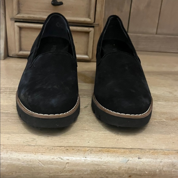 Vionic Willa Wedge Loafers Slip-On Water Repellent Suede Chunky Lug Heel Size 6 - Picture 3 of 10
